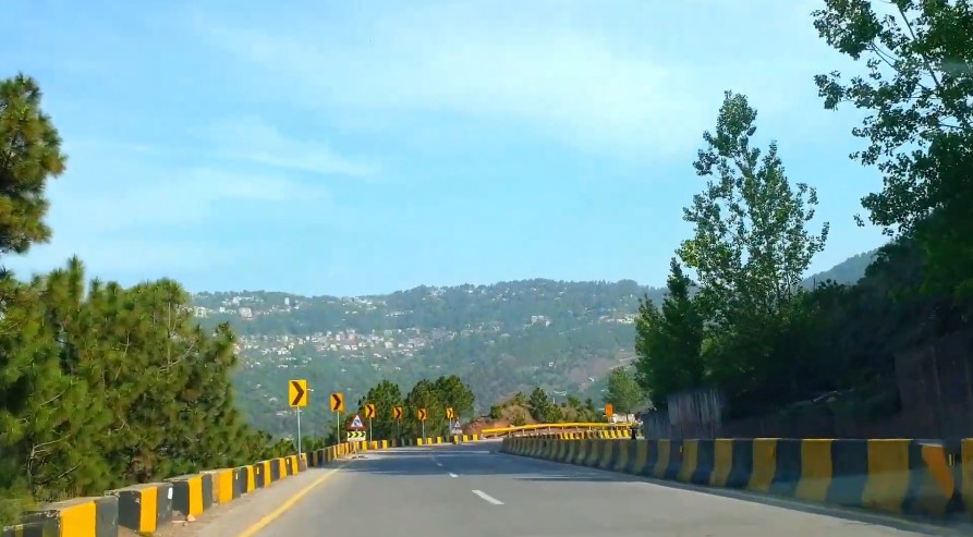 murree-landslide-thumbnail Thumbnail of Murree Expressway landslide, August 2025.