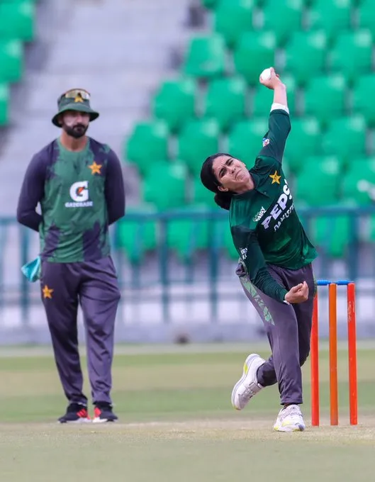 Pakistan women cricketer bowling in practice match