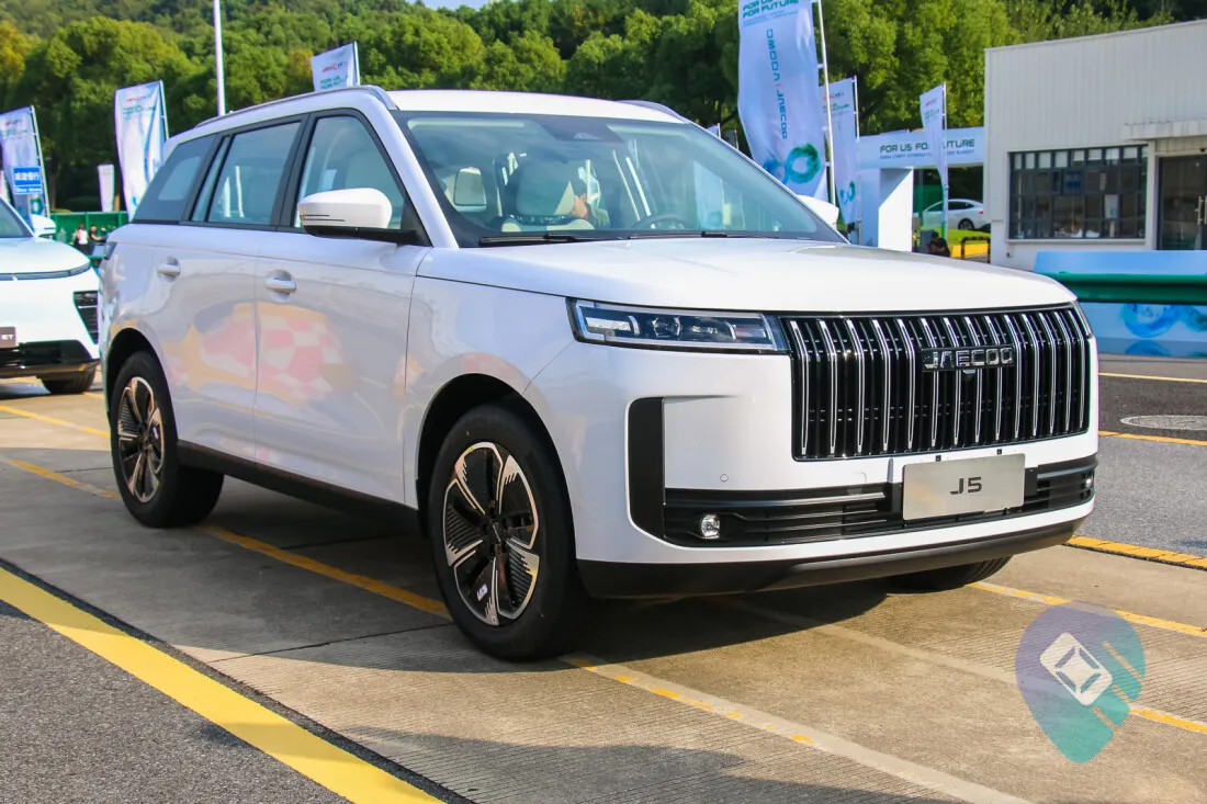 Jaecoo J5 HEV Launched in Pakistan: Prices Start at Rs 6.7 Million