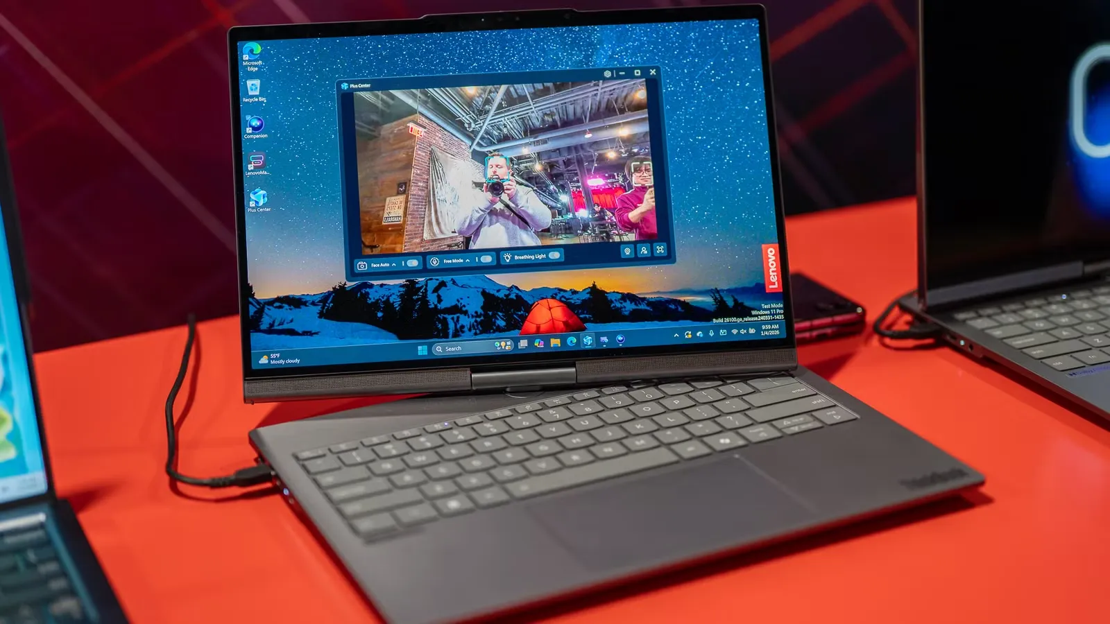 This Business Laptop Adjusts Itself During Calls