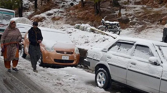 No Entry to Murree – Expressway Closed for Snow