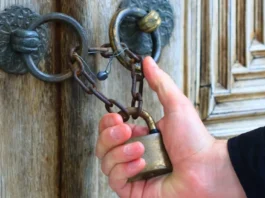 FDA seals unauthorized housing schemes in Faisalabad