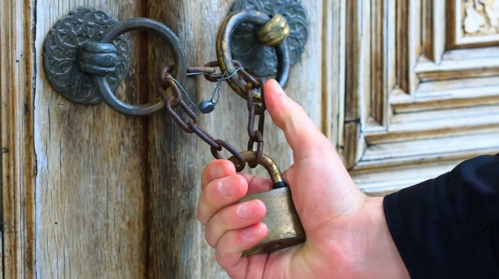 Faisalabad Development Authority Seals Offices of Three Unauthorized Housing Schemes